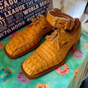 Fennix Alligator Shoes SZ10 and Mauri Alligator Belt SZ36
